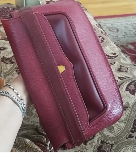 Must de Cartier Paris flap clutchgreat leather bag in great vintage condition, - Picture 14 of 16